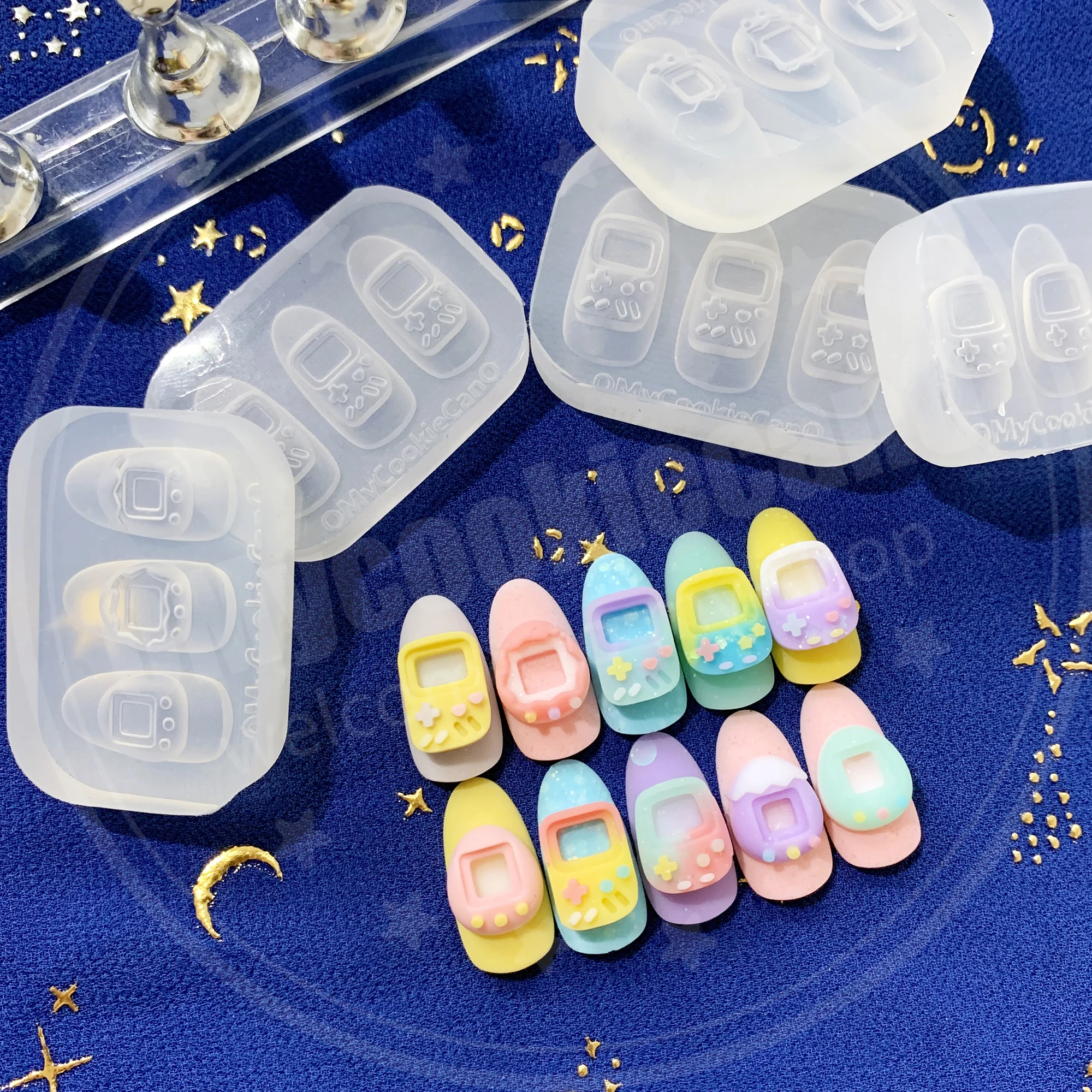 Super cute mini Gameboy 3D nail art mold, transparent silicone mold,Shake mold,liquid sand mold
Super cute mini Gameboy 3D nail art mold, transparent silicone mold,Shake mold,liquid sand mold