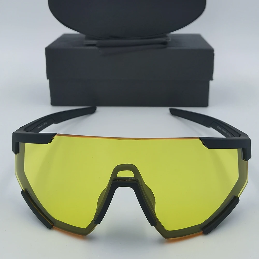 2023 New Trendy Fashion Women's Sunglasses Men Classic Sport Eyeglasses for Female Male Outdoor Designer Shield Elegant Glasses
2023 New Trendy Fashion Women's Sunglasses Men Classic Sport Eyeglasses for Female Male Outdoor Designer Shield Elegant Glasses