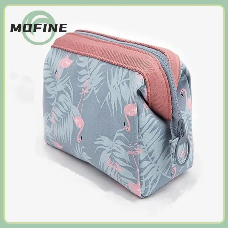 Storage Tools Cosmetic Bag Beautician Women Storage Pouch 18x13x9cm Waterproof Makeup Bags Home Accessories Storage Bags Fashion
Storage Tools Cosmetic Bag Beautician Women Storage Pouch 18x13x9cm Waterproof Makeup Bags Home Accessories Storage Bags Fashion