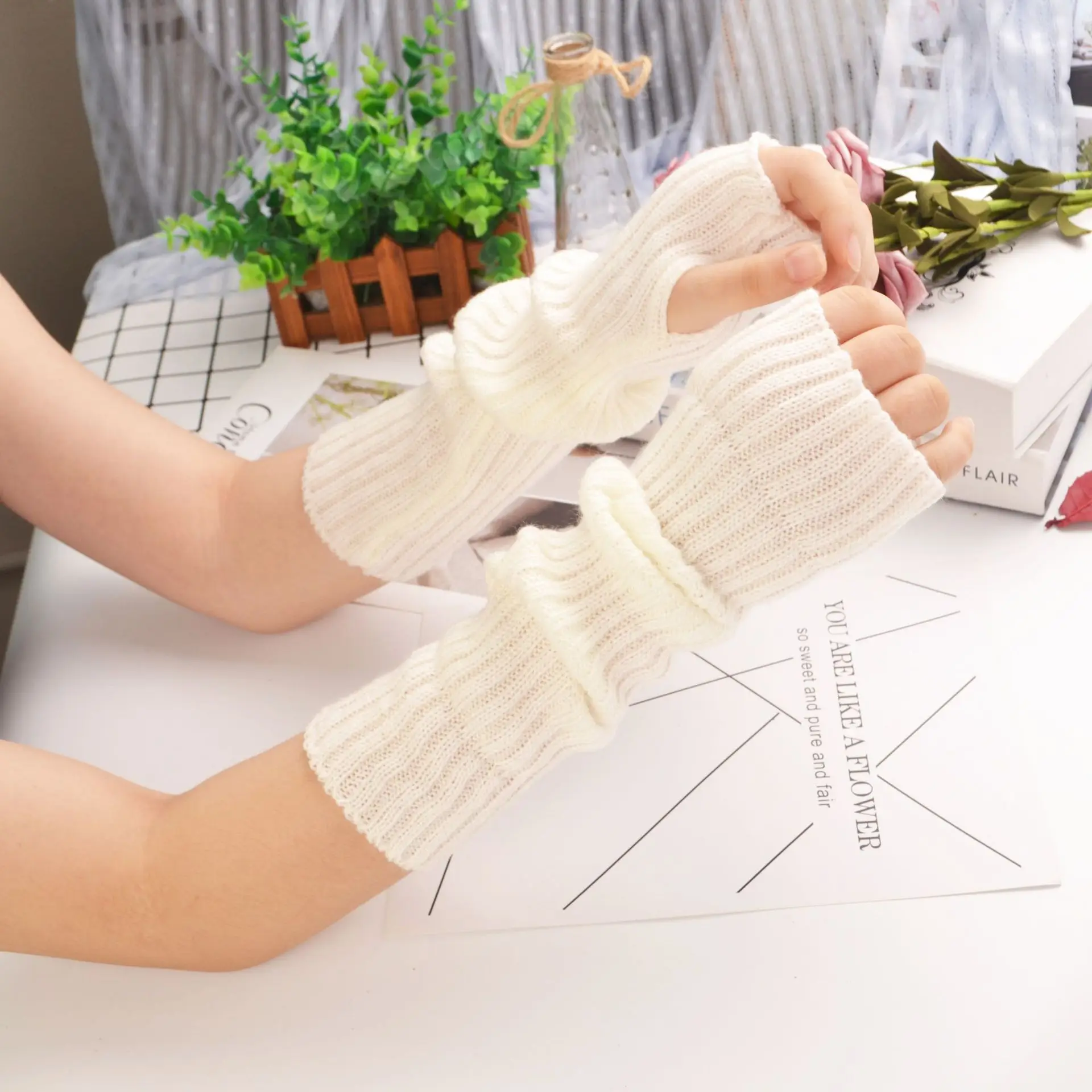 Fluorescent Color Ssleeves Knitted Women's Warm High Street Boys Girls Bright Color Medium Long Arm Sleeve Lovers Gloves
Fluorescent Color Ssleeves Knitted Women's Warm High Street Boys Girls Bright Color Medium Long Arm Sleeve Lovers Gloves