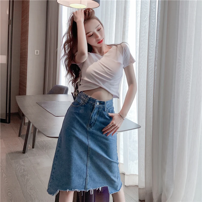 High Waisted Distressed Jeans Skirts Women Korean Style Casual Clothing Office Ladies Summer Denim Maxi Skirt Ripped Streetwear
High Waisted Distressed Jeans Skirts Women Korean Style Casual Clothing Office Ladies Summer Denim Maxi Skirt Ripped Streetwear