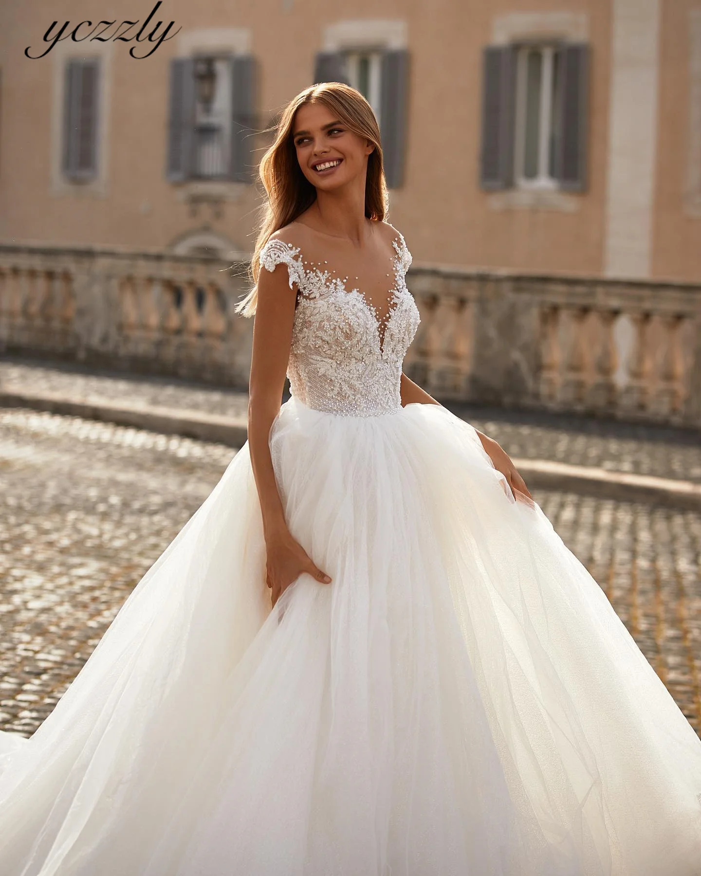 Yczzly Ball Gown Lace Wedding Dress Illusion Buttons Pearls Bridal Gown With Sleeves Long Tulle Vestidos De Novia YW159
Yczzly Ball Gown Lace Wedding Dress Illusion Buttons Pearls Bridal Gown With Sleeves Long Tulle Vestidos De Novia YW159