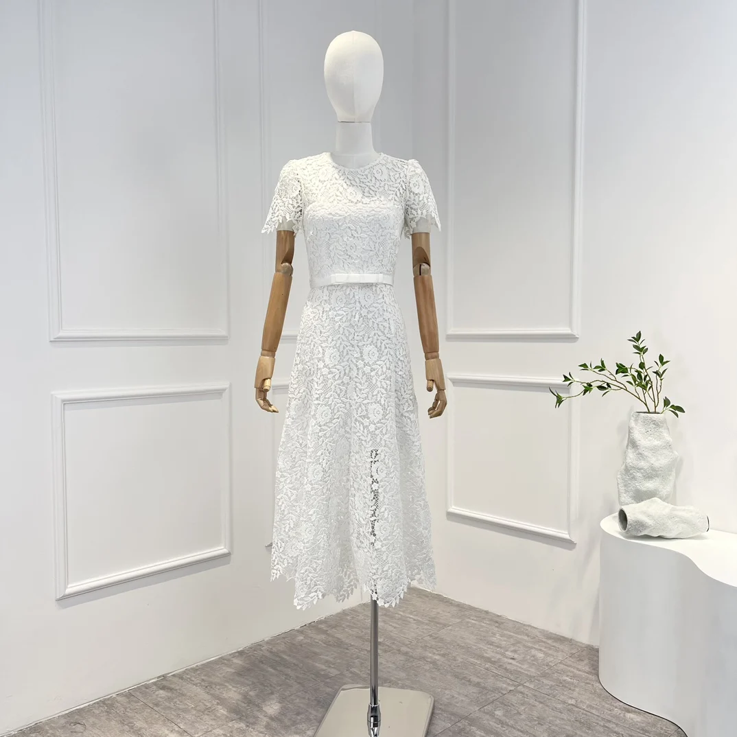 2023 New Top Quality Hook Flower Hollow O-Neck White Lace Vintage Midi Dresses for Elegant Lady
2023 New Top Quality Hook Flower Hollow O-Neck White Lace Vintage Midi Dresses for Elegant Lady