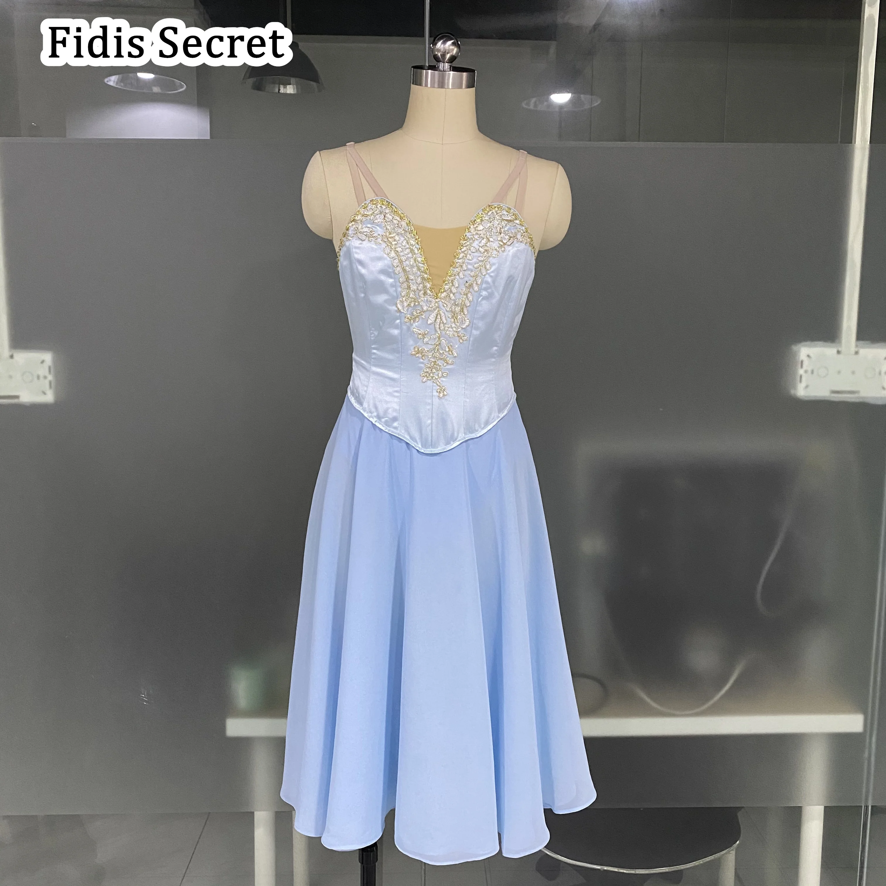 Women Blue Romantic Ballet Long Dress Chiffon Costumes,Girls Ballerina Professional Stage Performance/Competition Dancewear
Women Blue Romantic Ballet Long Dress Chiffon Costumes,Girls Ballerina Professional Stage Performance/Competition Dancewear