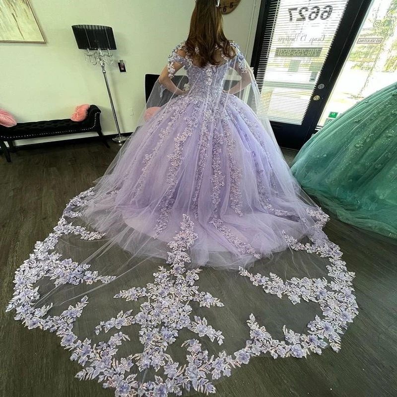 ANGELSBRIDEP Lilac Sweetheart Quinceanera Dresses 3D Flowers Appliqued With Cape Ruffles Birthday Princess Vestidos De 15 Anos
ANGELSBRIDEP Lilac Sweetheart Quinceanera Dresses 3D Flowers Appliqued With Cape Ruffles Birthday Princess Vestidos De 15 Anos