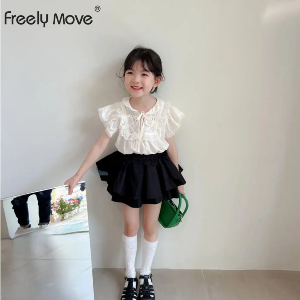 Kids Clothes Set New Summer Girls Sleeveless Floral Lace Blouse Top Shorts Kids 2pcs Suit Sweet Children Clothing Set
Kids Clothes Set New Summer Girls Sleeveless Floral Lace Blouse Top Shorts Kids 2pcs Suit Sweet Children Clothing Set