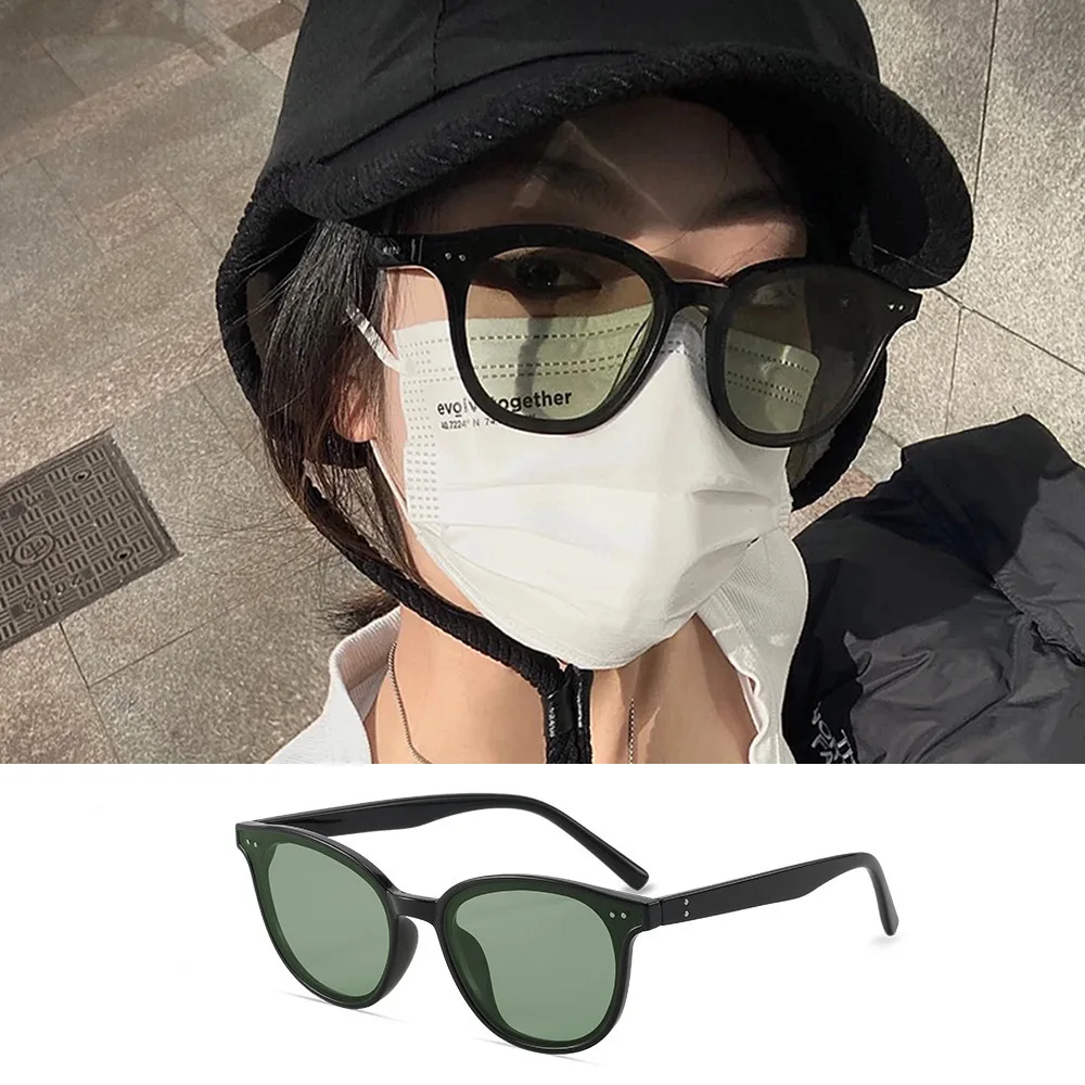 SIMPRECT Oversized Sunglasses Women's 2022 Vintage Round Sunglasses Vintage Luxury Brand Design Tone Ladies Sunglasses for Women
SIMPRECT Oversized Sunglasses Women's 2022 Vintage Round Sunglasses Vintage Luxury Brand Design Tone Ladies Sunglasses for Women