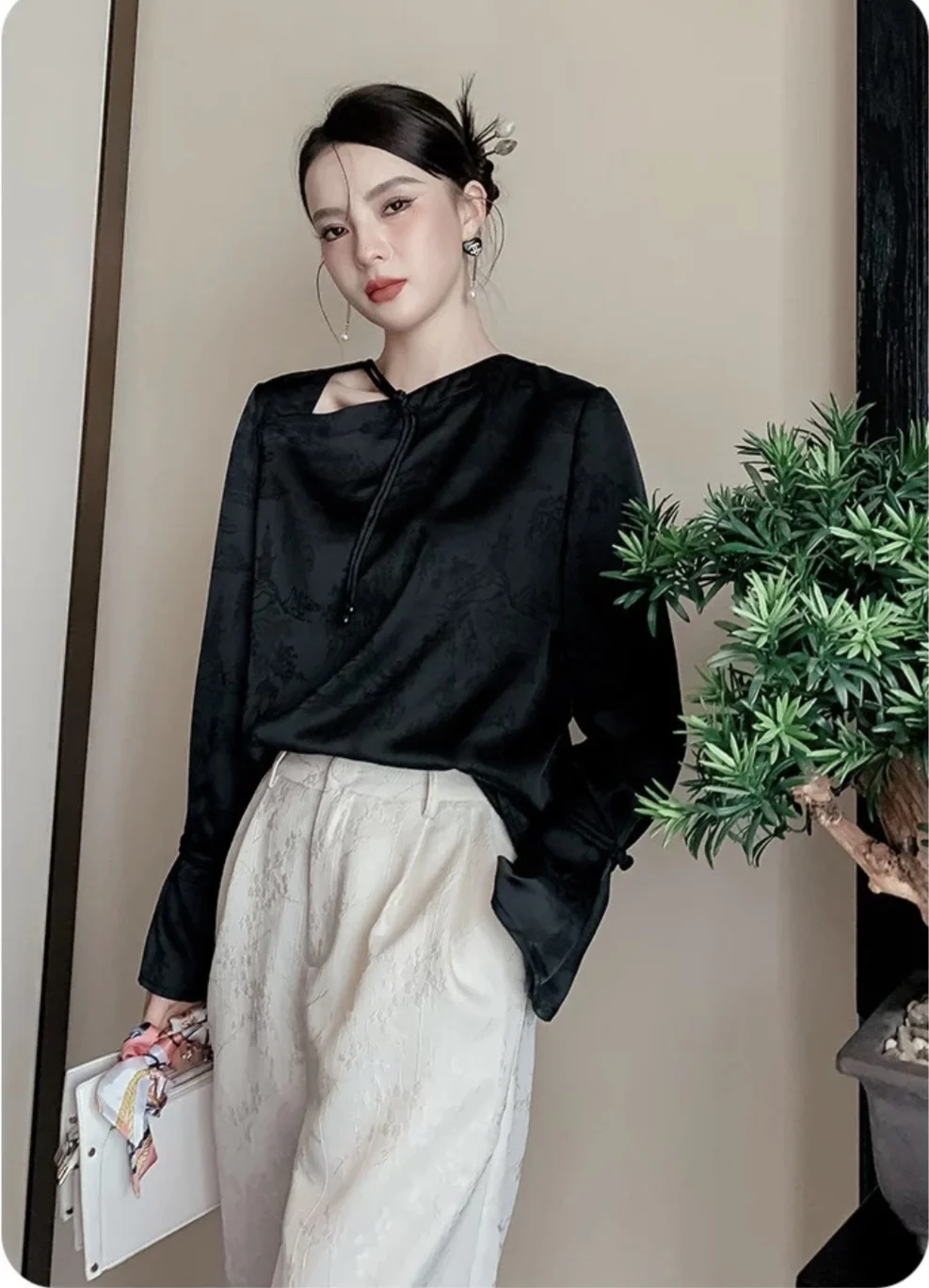 2023 early spring fashionable new women's clothing Chinese Style Top with Buckle 0218
2023 early spring fashionable new women's clothing Chinese Style Top with Buckle 0218