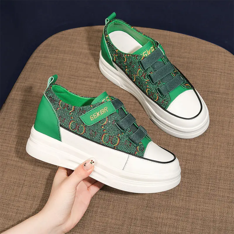 Inner Height Increasing Casual Shoes Women's New 2022 Summer Thin Low-Top Canvas Shoes Muffin Thick Bottom Velcro Sneakers
Inner Height Increasing Casual Shoes Women's New 2022 Summer Thin Low-Top Canvas Shoes Muffin Thick Bottom Velcro Sneakers