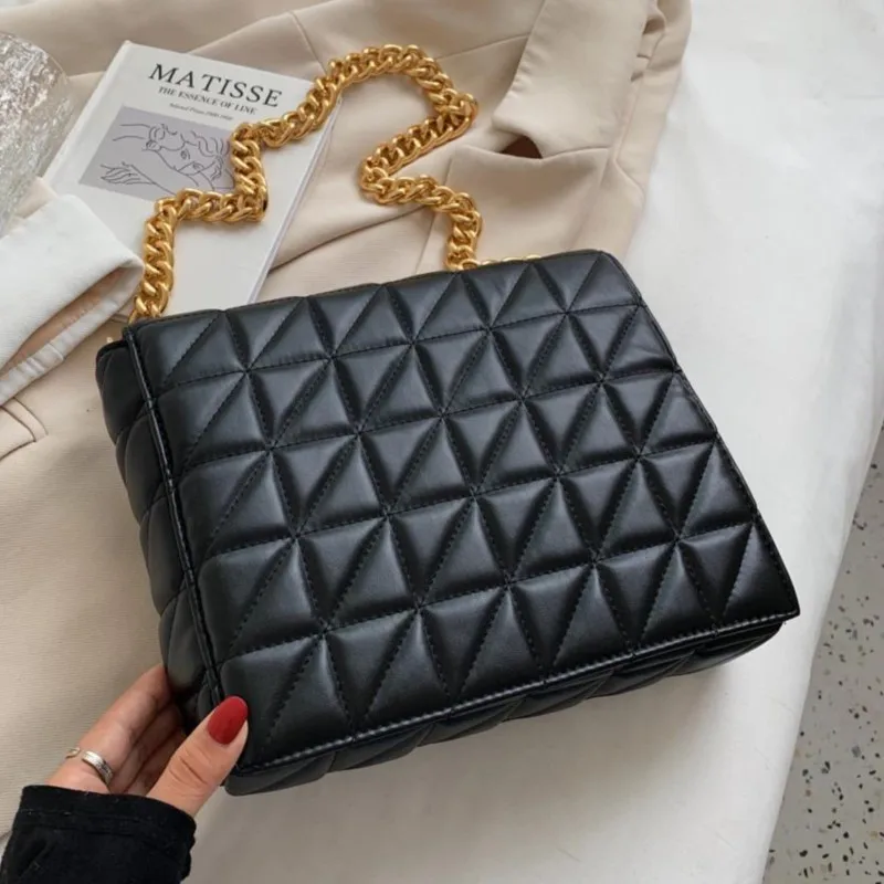 Messenger Bags for Women Bags Fashion Chain Purses Lady Classic Shoulder Bags Designer Soft Vegan Leather Crossbody bag Brand
Messenger Bags for Women Bags Fashion Chain Purses Lady Classic Shoulder Bags Designer Soft Vegan Leather Crossbody bag Brand