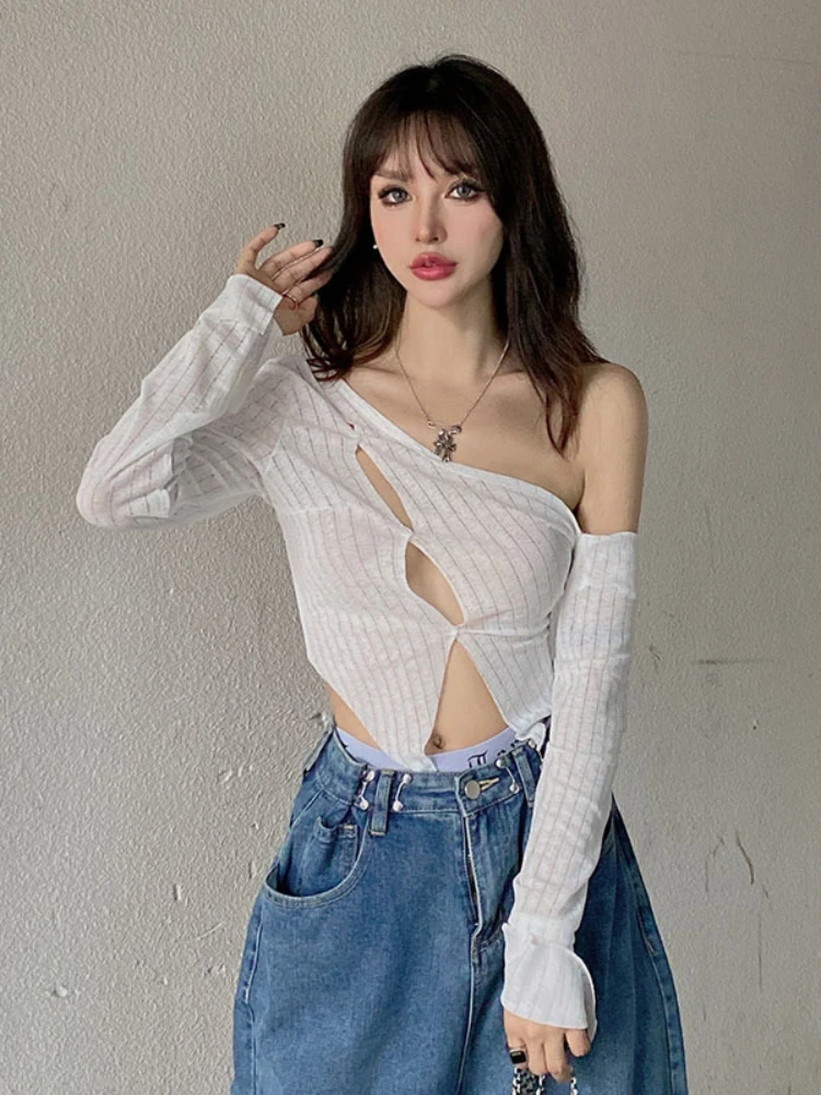 Long Sleeve Top for Women Fashion Y2k Crop Tops Hollow Out See-through Shirts Split Solid White Sloping Shoulders Female Tshirts
Long Sleeve Top for Women Fashion Y2k Crop Tops Hollow Out See-through Shirts Split Solid White Sloping Shoulders Female Tshirts