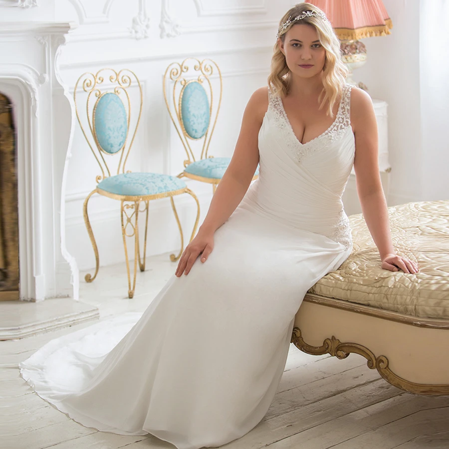 Sexy Plus Size Wedding Dress Beading V-neck Sleeveless Ruched Pleats Chiffon Beach Wedding Gowns Robe De Mariage
Sexy Plus Size Wedding Dress Beading V-neck Sleeveless Ruched Pleats Chiffon Beach Wedding Gowns Robe De Mariage
