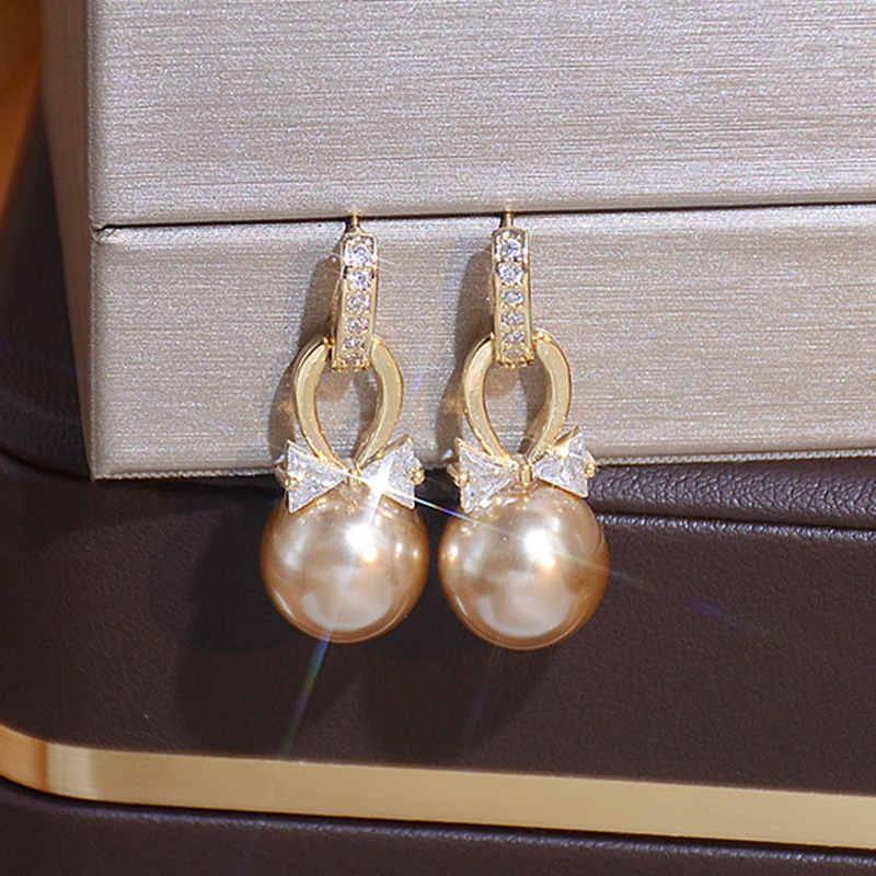 MASA 2022 New Vintage Gold Color Candle Zirconia Dangle Earrings for Woman Wedding Engagement Party Female Fashion Jewelry
MASA 2022 New Vintage Gold Color Candle Zirconia Dangle Earrings for Woman Wedding Engagement Party Female Fashion Jewelry
