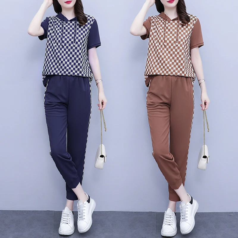Women's 2 Two Piece Set 2022 Summer New Slim Fashion Short Sleeve Hooded Sweatshirt Leisure Sweat Suit For Women Tracksuit Cloth
Women's 2 Two Piece Set 2022 Summer New Slim Fashion Short Sleeve Hooded Sweatshirt Leisure Sweat Suit For Women Tracksuit Cloth
