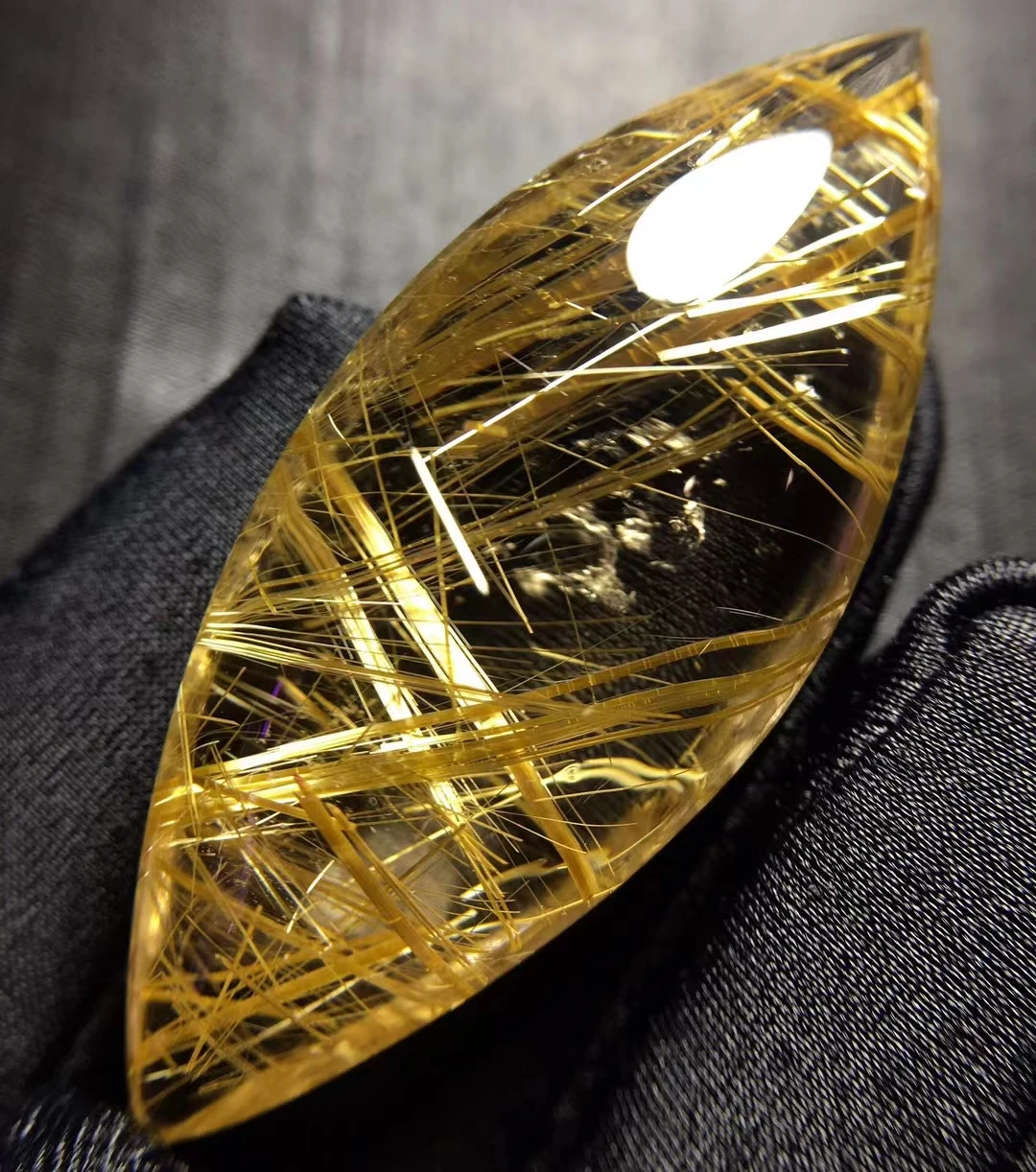 Natural Gold Rutilated Quartz Pendant Necklace Water Drop Brazil 50*21.5*14.5mm Gold Rutilted 18K Gold Women Men Jewelry AAAAAAA
Natural Gold Rutilated Quartz Pendant Necklace Water Drop Brazil 50*21.5*14.5mm Gold Rutilted 18K Gold Women Men Jewelry AAAAAAA