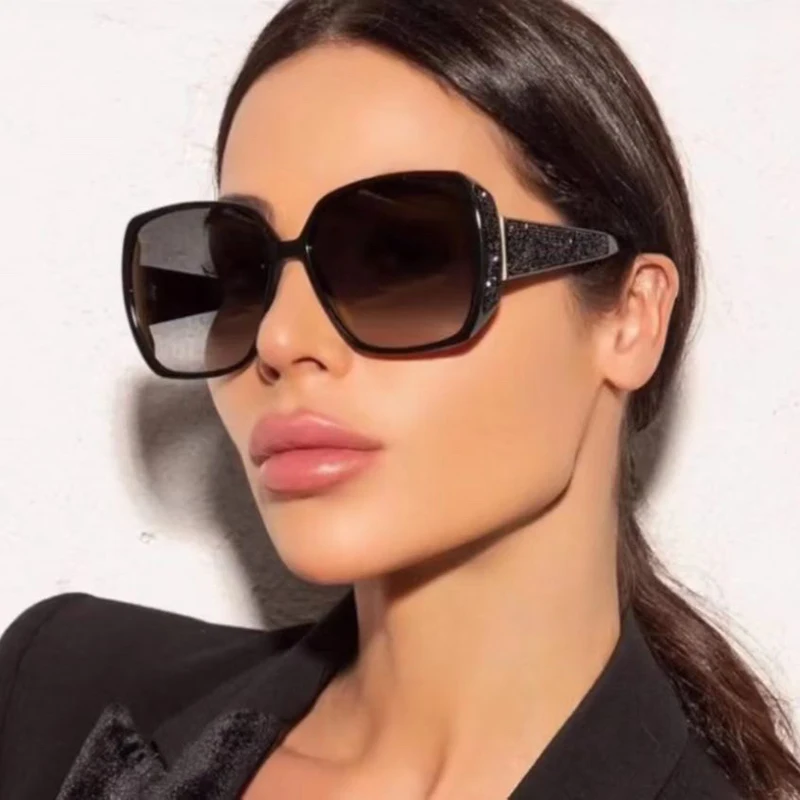 2022 Women Square Large Frame Sunglasses Jim Vintage Brand Women`s Sun Glasses Gradient lenses Female Glasses Men Oculos UV400
2022 Women Square Large Frame Sunglasses Jim Vintage Brand Women`s Sun Glasses Gradient lenses Female Glasses Men Oculos UV400
