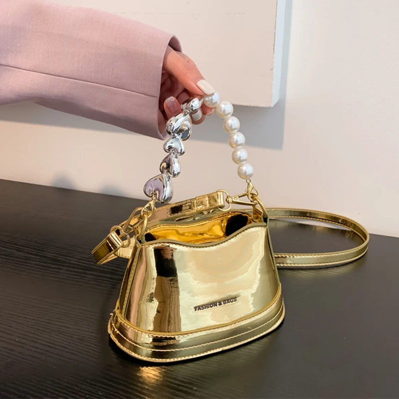 Gold Evening Clutch Bag For Women Pearl Chain Handbag High Quality Shiny Leather Crossbody Fashion Mini Bag Lady Shoulder Purse
Gold Evening Clutch Bag For Women Pearl Chain Handbag High Quality Shiny Leather Crossbody Fashion Mini Bag Lady Shoulder Purse