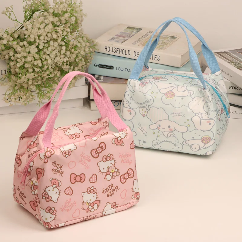 Kawaii Sanrios Hello Kittys Аниме Сумка Для ланча Mymelody портативная Студенческая теплоизоляционная сумка большая емкость сумка для пикника подарок для детей
Kawaii Sanrios Hello Kittys Аниме Сумка Для ланча Mymelody портативная Студенческая теплоизоляционная сумка большая емкость сумка для пикника подарок для детей