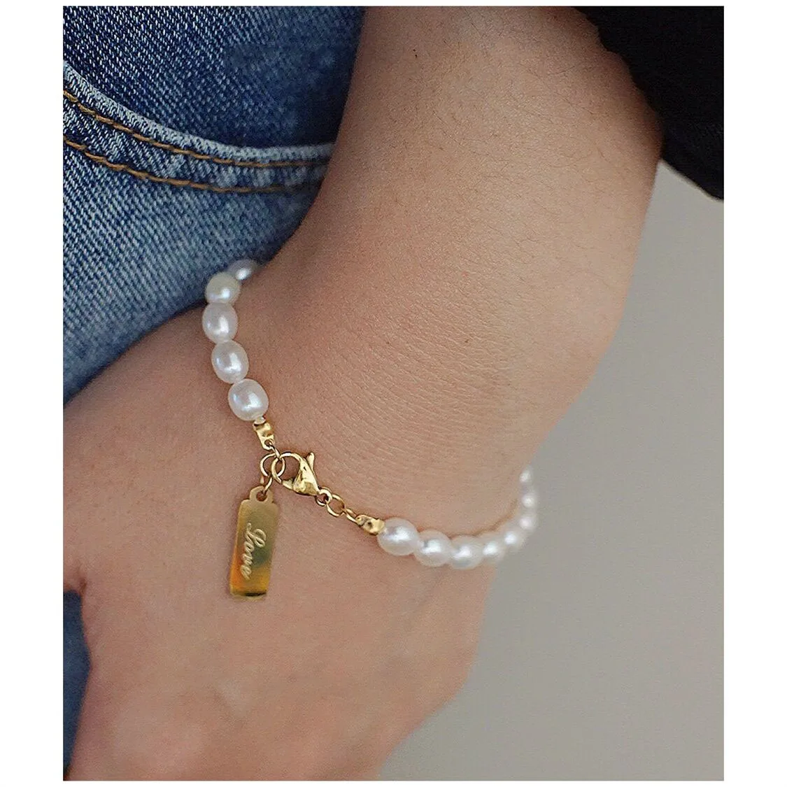 Titanium With 18K Love Real Natural Pearl Bracelets Women Jewelry Chic Gown Sweet Boho Trendy Japan Korean
Titanium With 18K Love Real Natural Pearl Bracelets Women Jewelry Chic Gown Sweet Boho Trendy Japan Korean