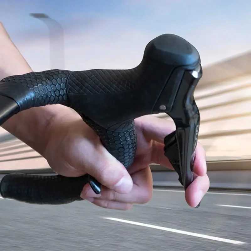High Quality Road Bike Thumbs Aluminum Alloy Material Effective Anti-skid Bicycle Handlebars Safe Riding Bicycle Handlebars
High Quality Road Bike Thumbs Aluminum Alloy Material Effective Anti-skid Bicycle Handlebars Safe Riding Bicycle Handlebars