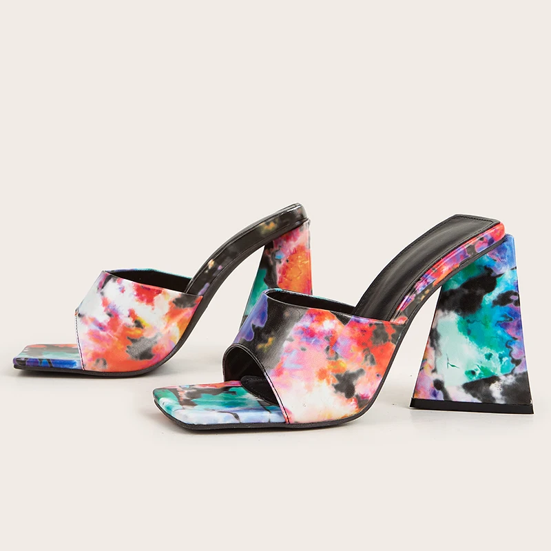 Camouflage Chunky Heels Slippers Women 2022 New Summer Sexy Square Toe Slippers For Women Flip Flops Ladies Elegant Party Shoes
Camouflage Chunky Heels Slippers Women 2022 New Summer Sexy Square Toe Slippers For Women Flip Flops Ladies Elegant Party Shoes