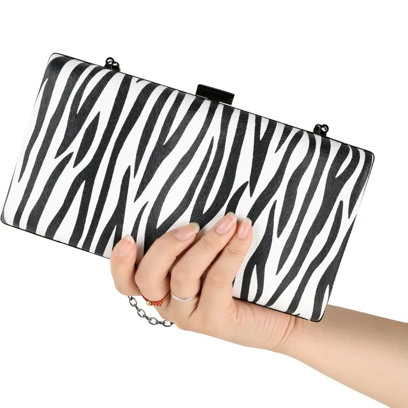 Casual Daily Woman Hand Clutches Zebra Pattern Short Chain Hard Party Clutch Purse Women Evening Wedding Bag
Casual Daily Woman Hand Clutches Zebra Pattern Short Chain Hard Party Clutch Purse Women Evening Wedding Bag