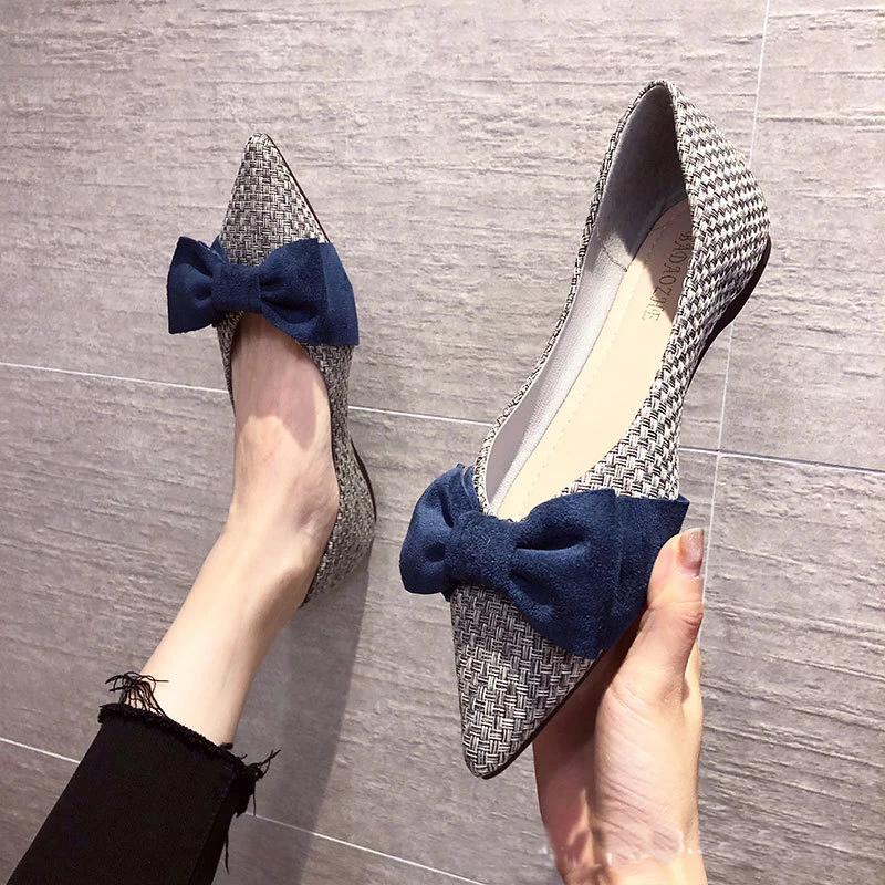 Butterfly-Knot Weave Flats Woman Ballerina Shallow Loafers Sneakers Women Shoes Soft Bottom Pointed Toe Knitted Moccasins 2022
Butterfly-Knot Weave Flats Woman Ballerina Shallow Loafers Sneakers Women Shoes Soft Bottom Pointed Toe Knitted Moccasins 2022