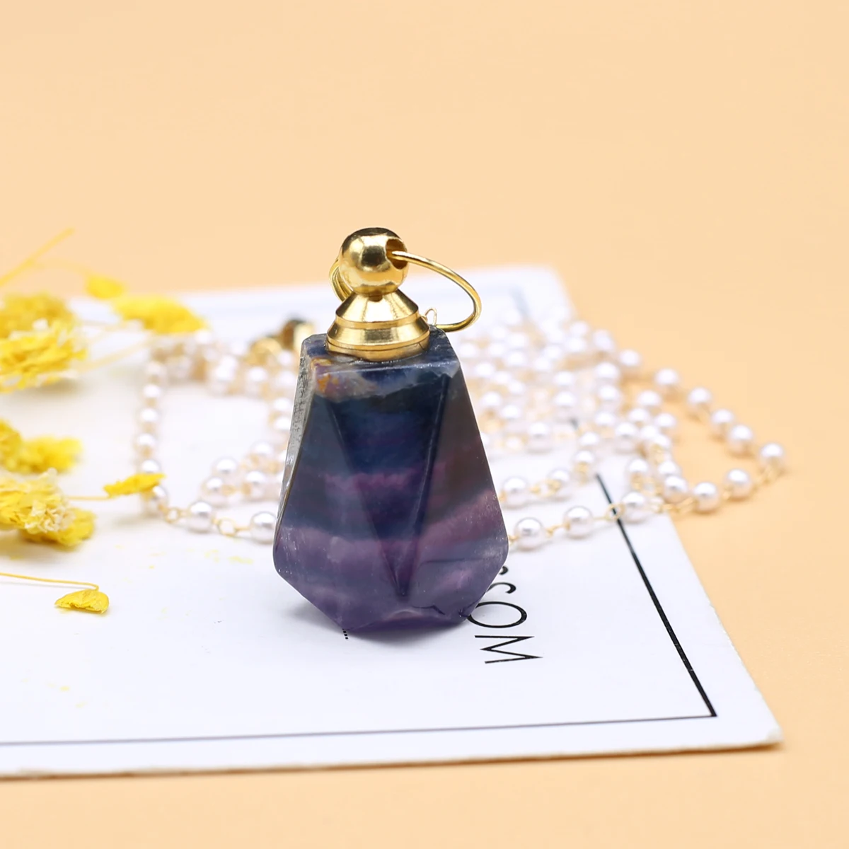 Natural Stone Perfume Bottle Pendant Necklace Fluorite Bottle Long Freshwater Pearl Bead Chain for Party Birthday Gift 23x33mm
Natural Stone Perfume Bottle Pendant Necklace Fluorite Bottle Long Freshwater Pearl Bead Chain for Party Birthday Gift 23x33mm