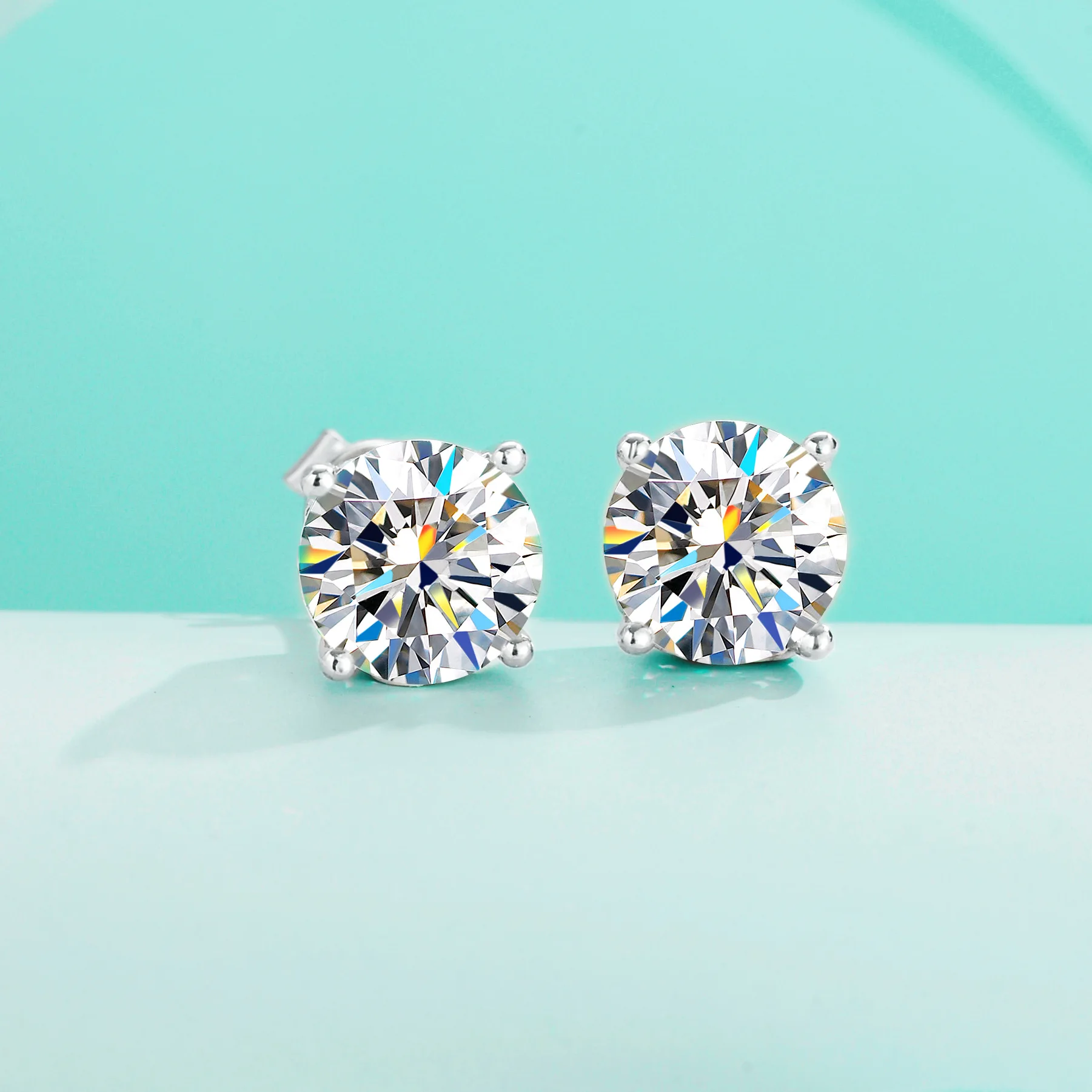 Real D Color Moissanite Stud Earrings 100% 925 Sterling Silver 4 Claws Earring for Women Sparkling Wedding Fine Jewelry Gifts
Real D Color Moissanite Stud Earrings 100% 925 Sterling Silver 4 Claws Earring for Women Sparkling Wedding Fine Jewelry Gifts