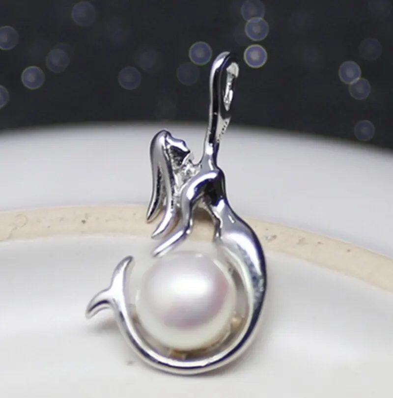Fashion romantic sweet imitation pearl mermaid pendant necklace ladies girls temperament banquet wedding jewelry Christmas gift
Fashion romantic sweet imitation pearl mermaid pendant necklace ladies girls temperament banquet wedding jewelry Christmas gift