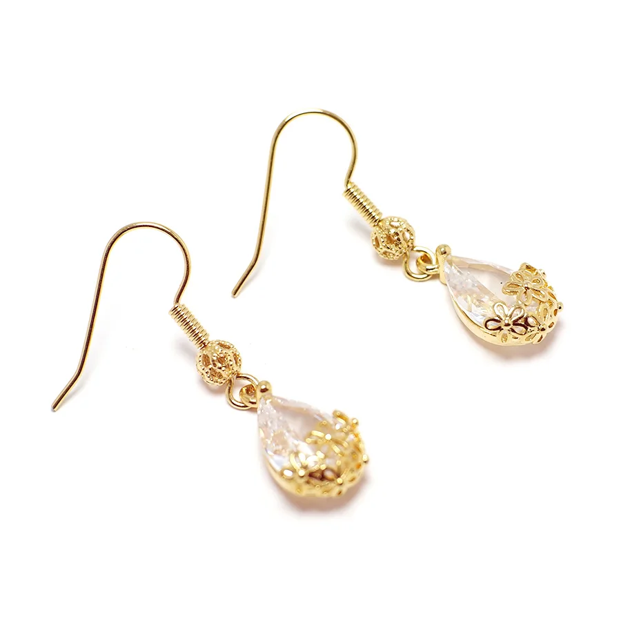 Water Droplets Zircon Charms Dangle Earrings,Gold Color Plated Brass,Zircon Drop Earrings 35mm,1 Pair
Water Droplets Zircon Charms Dangle Earrings,Gold Color Plated Brass,Zircon Drop Earrings 35mm,1 Pair