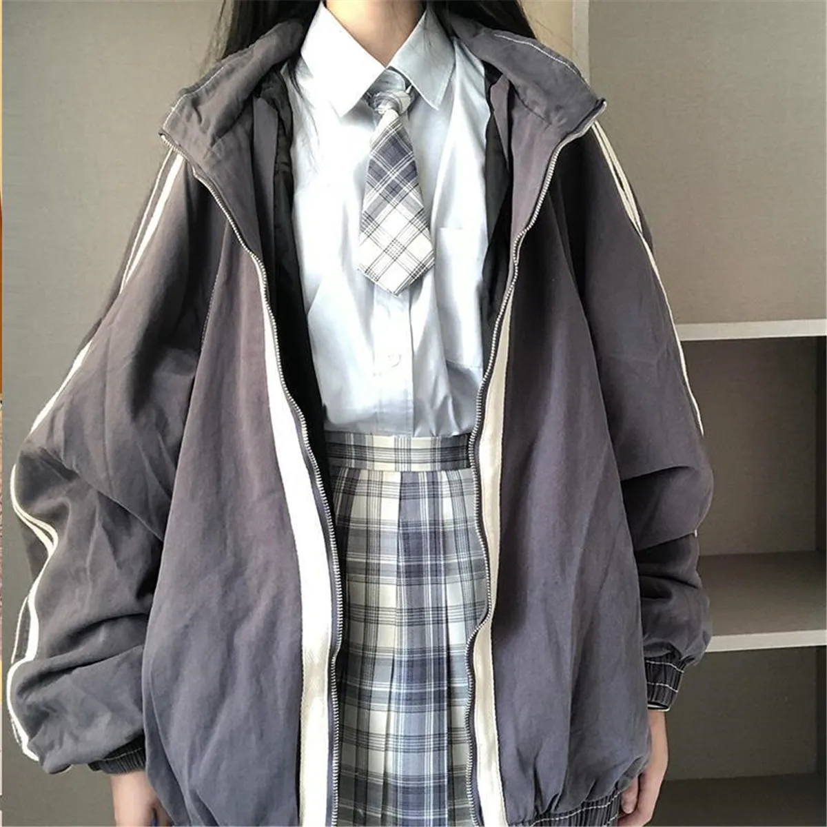 Black Hip Hop Baseball Jacket Harajuku Streetwear Funny Hoodie Women Cool Oversized Striped Tops Vintage Bomber Jacket Femme
Black Hip Hop Baseball Jacket Harajuku Streetwear Funny Hoodie Women Cool Oversized Striped Tops Vintage Bomber Jacket Femme