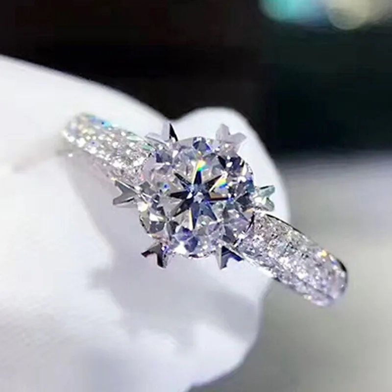 S925 Sliver Natural VS1 Cut Diamond Ring for Women 1 Carat Dainty Cirle Anillos De Bizuteria Gemstone 925 Jewelry Ring Box Girl
S925 Sliver Natural VS1 Cut Diamond Ring for Women 1 Carat Dainty Cirle Anillos De Bizuteria Gemstone 925 Jewelry Ring Box Girl