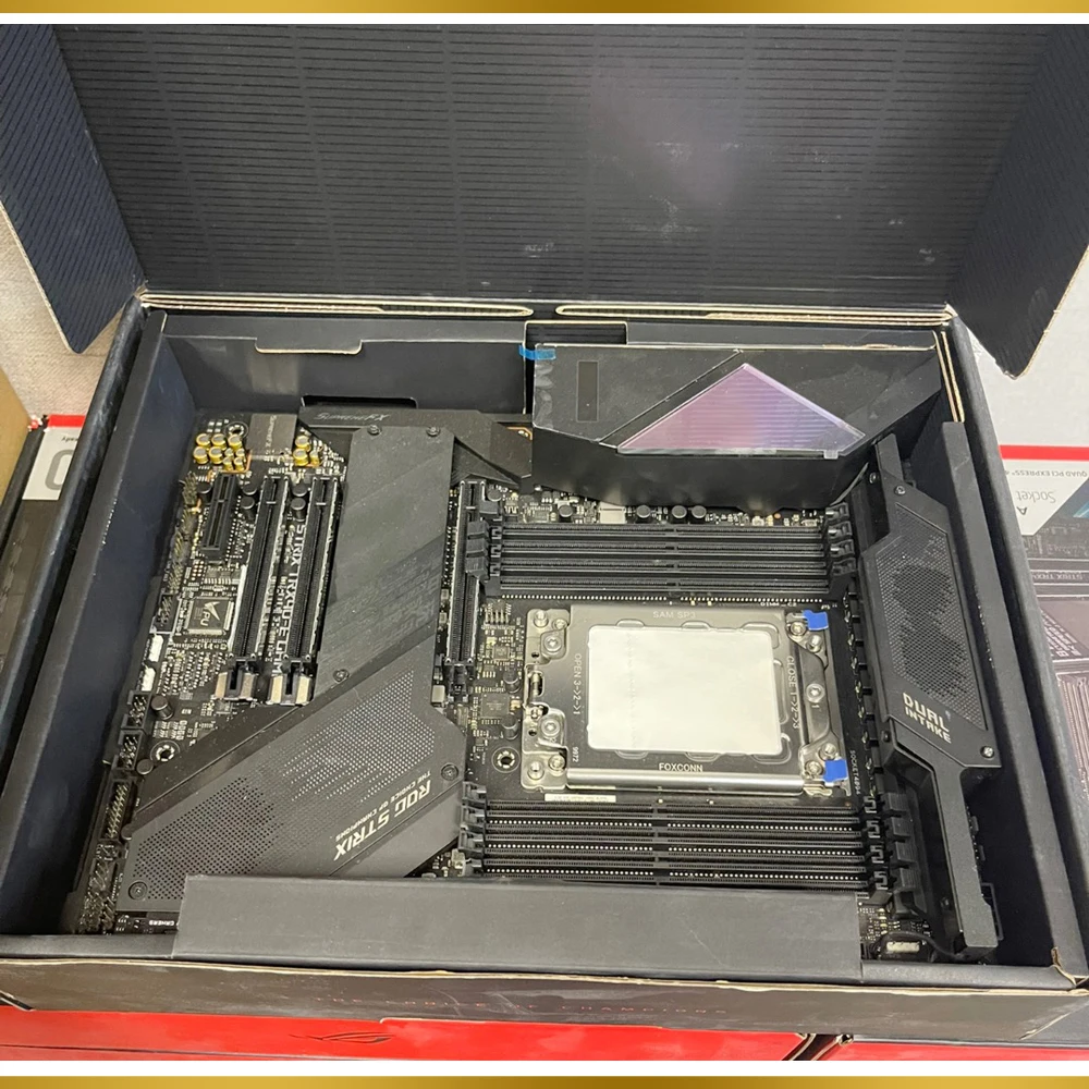 New ROG STRIX TRX40-E Gaming For ASUS PC GAMING Motherboard Supports 3rd Gen Threadripper Processors Socket sTRX4
New ROG STRIX TRX40-E Gaming For ASUS PC GAMING Motherboard Supports 3rd Gen Threadripper Processors Socket sTRX4