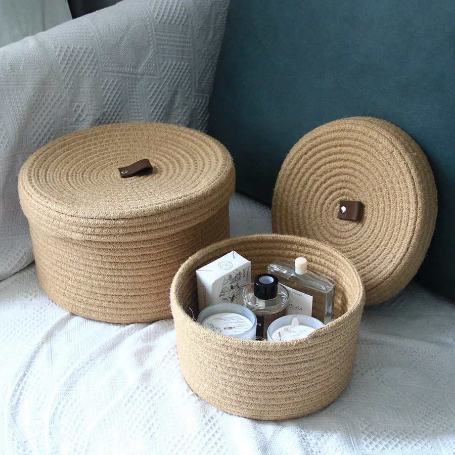2pcs/set Vintage Desktop Storage Baskets Dustproof Braided Simple Frame Household Multi-functional Sundries Organizer Tool Items
2pcs/set Vintage Desktop Storage Baskets Dustproof Braided Simple Frame Household Multi-functional Sundries Organizer Tool Items
