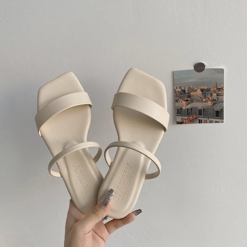 2023 New Women's Shoes Summer Korean Version Square Head Fish Mouth Word Sandals and Slippers Flat Bottom Outerwear Slippers
2023 New Women's Shoes Summer Korean Version Square Head Fish Mouth Word Sandals and Slippers Flat Bottom Outerwear Slippers