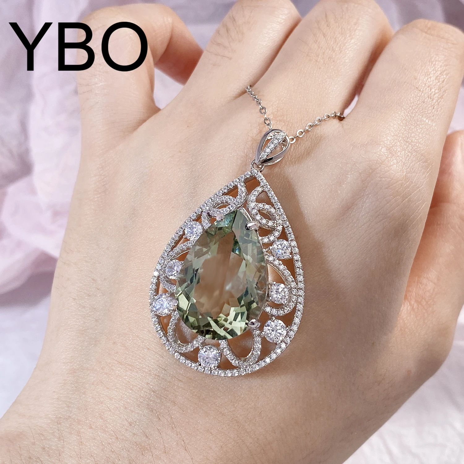 Роскошные Большие Драгоценные Камни YBO, Изящные Ювелирные изделия в виде капли воды, зеленые кристаллы, с вырезами, искусственное серебро 925 пробы
Роскошные Большие Драгоценные Камни YBO, Изящные Ювелирные изделия в виде капли воды, зеленые кристаллы, с вырезами, искусственное серебро 925 пробы