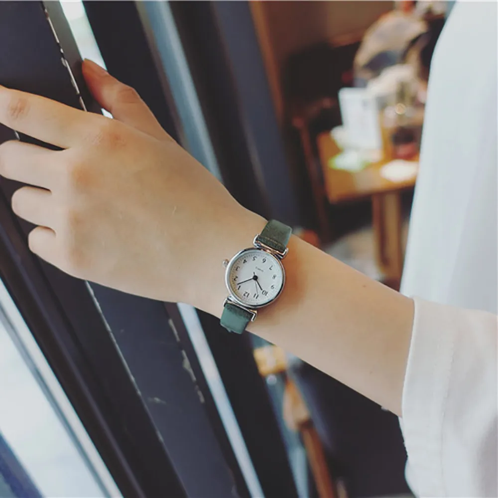 

Simple Watch For Women Retro Leather Watchband Dress Clock Analog Quartz Watch Fashion Women's Watches Relogios Feminino