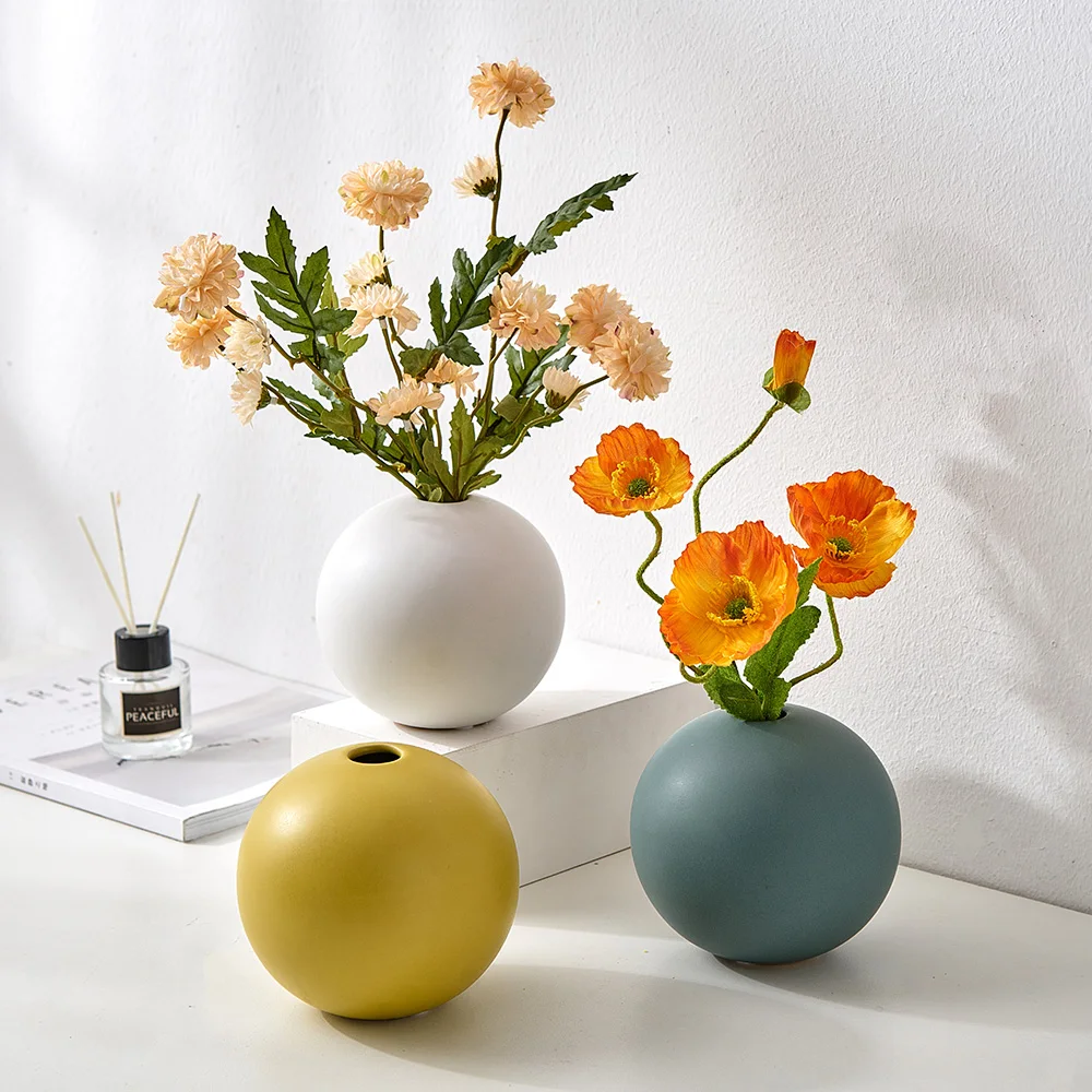 Ceramic Vase Round Flower Pots Decorative Color Vases Modern Home Deocration Table Decoration Accessories Vases for Flowers
Ceramic Vase Round Flower Pots Decorative Color Vases Modern Home Deocration Table Decoration Accessories Vases for Flowers