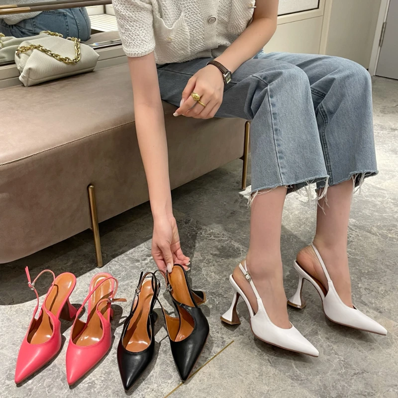 Autumn 2023 New Wine Glass with A Word Buckle High-heeled Shallow Mouth Girl Cool Drag Sandals for Women
Autumn 2023 New Wine Glass with A Word Buckle High-heeled Shallow Mouth Girl Cool Drag Sandals for Women