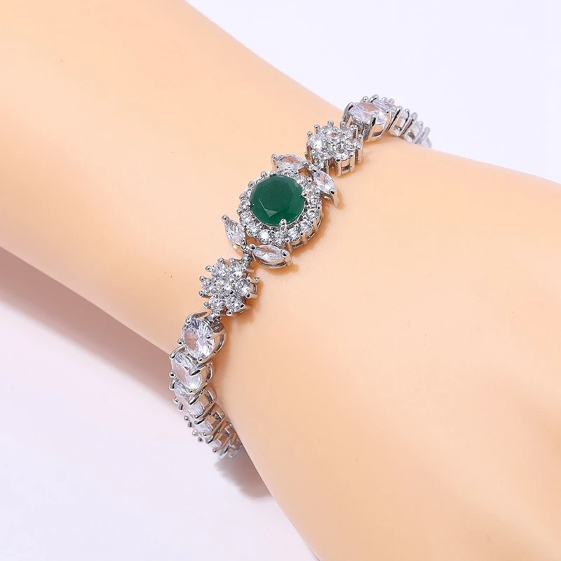 MYFEIVO Micro-inlaid Zircon Crystal Night of Full Moon Bracelets for Women Girls Jewelry Festival Valentine's Day Gifts XXY0066
MYFEIVO Micro-inlaid Zircon Crystal Night of Full Moon Bracelets for Women Girls Jewelry Festival Valentine's Day Gifts XXY0066