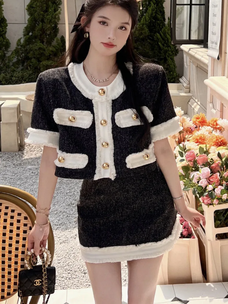 Summer Vintage Small Fragrance Tweed Two Piece Set Women Crop Top Jacket Coat + Skirt Suits High Quality Elegant 2 Piece Sets
Summer Vintage Small Fragrance Tweed Two Piece Set Women Crop Top Jacket Coat + Skirt Suits High Quality Elegant 2 Piece Sets