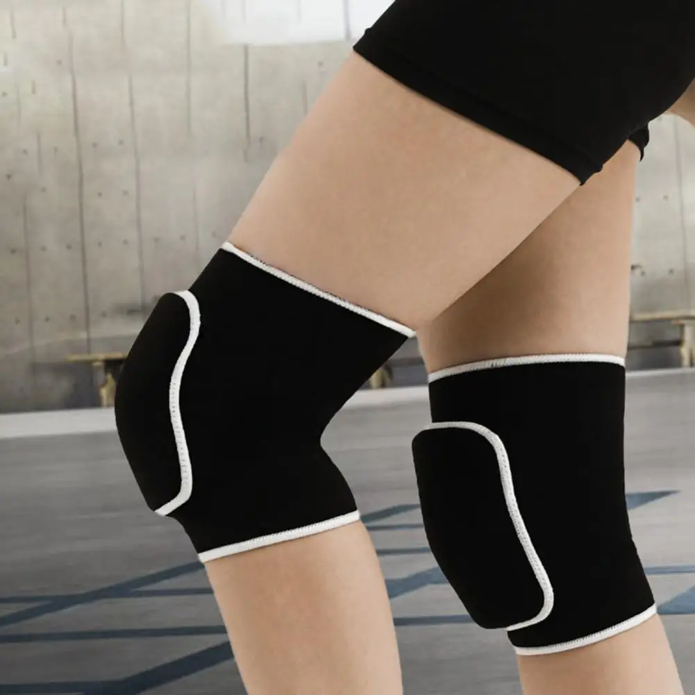 1Pair Good Ventilation Knee Brace Thickened Knee Protector Soft Texture Protective Sport Gear Leg Knee Pad Knee Protection
1Pair Good Ventilation Knee Brace Thickened Knee Protector Soft Texture Protective Sport Gear Leg Knee Pad Knee Protection