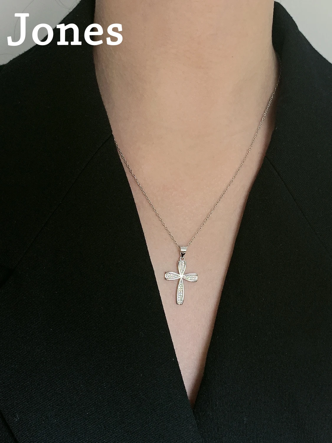 S925 Sterling Silver Necklace For Women Europe And The United States Jewelry Pendant Classic Cross Believers In Jesus Wholesale
S925 Sterling Silver Necklace For Women Europe And The United States Jewelry Pendant Classic Cross Believers In Jesus Wholesale