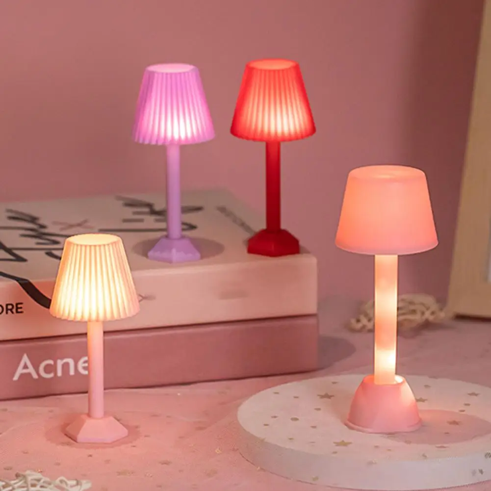 Mini Flower Night Lamp Cute Versatile Decorative Table Lamp for Bedroom Desktop Miniature Landscapes
Mini Flower Night Lamp Cute Versatile Decorative Table Lamp for Bedroom Desktop Miniature Landscapes
