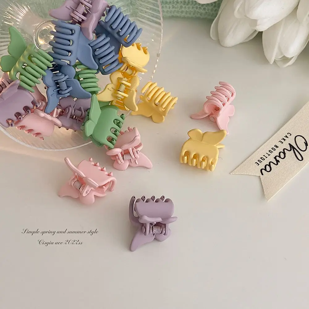 Fashion Mini Butterfly Hair Clip Women Girls Matte Hair Clips Claw Crab Barrette Solid Sweet Simple Hair Clamps Hair Accessories
Fashion Mini Butterfly Hair Clip Women Girls Matte Hair Clips Claw Crab Barrette Solid Sweet Simple Hair Clamps Hair Accessories