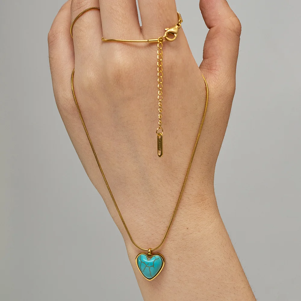 Light Luxury Gold-plated Stainless Steel Love Heart Shaped Pendant Necklace Fashion Ol Accessories For Girl
Light Luxury Gold-plated Stainless Steel Love Heart Shaped Pendant Necklace Fashion Ol Accessories For Girl