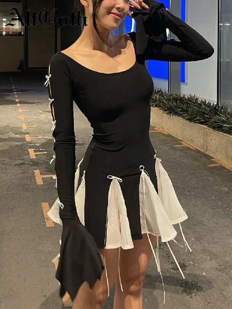 AltGoth Aesthetic Fairycore Princess Dress Women Soft Goth Sweet Cute Bow Patchwork Long Sleeve O-neck High Waist Dress Female
AltGoth Aesthetic Fairycore Princess Dress Women Soft Goth Sweet Cute Bow Patchwork Long Sleeve O-neck High Waist Dress Female
