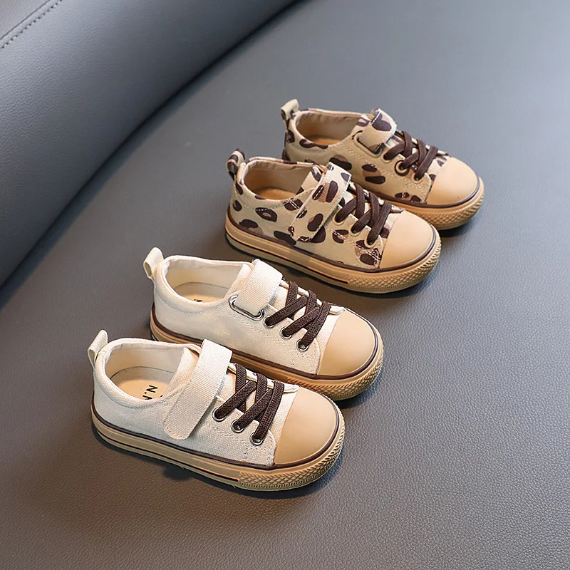 2022 красивые весенние парусиновые туфли для маленьких девочек и мальчиков, детская повседневная обувь, детская нескользящая обувь с мягкой ... 
2022 красивые весенние парусиновые туфли для маленьких девочек и мальчиков, детская повседневная обувь, детская нескользящая обувь с мягкой ...