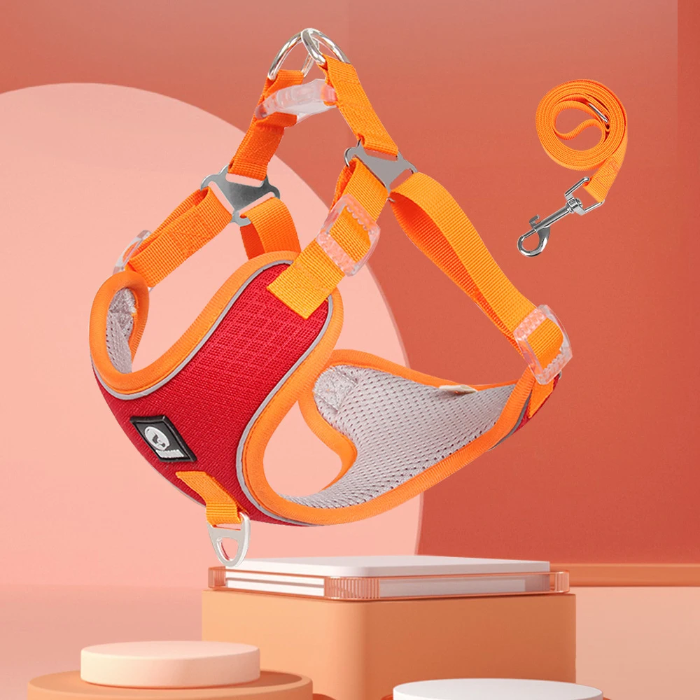 Reflective Dog Harness and Leash Set Adjustable Safety Vehicular Lead Straps Breathable Dog Vest Harnesses Perros Accesorios 
Reflective Dog Harness and Leash Set Adjustable Safety Vehicular Lead Straps Breathable Dog Vest Harnesses Perros Accesorios